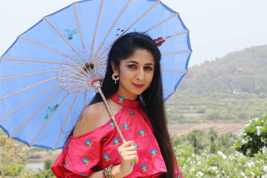Ayushi Bhatia (Actress)