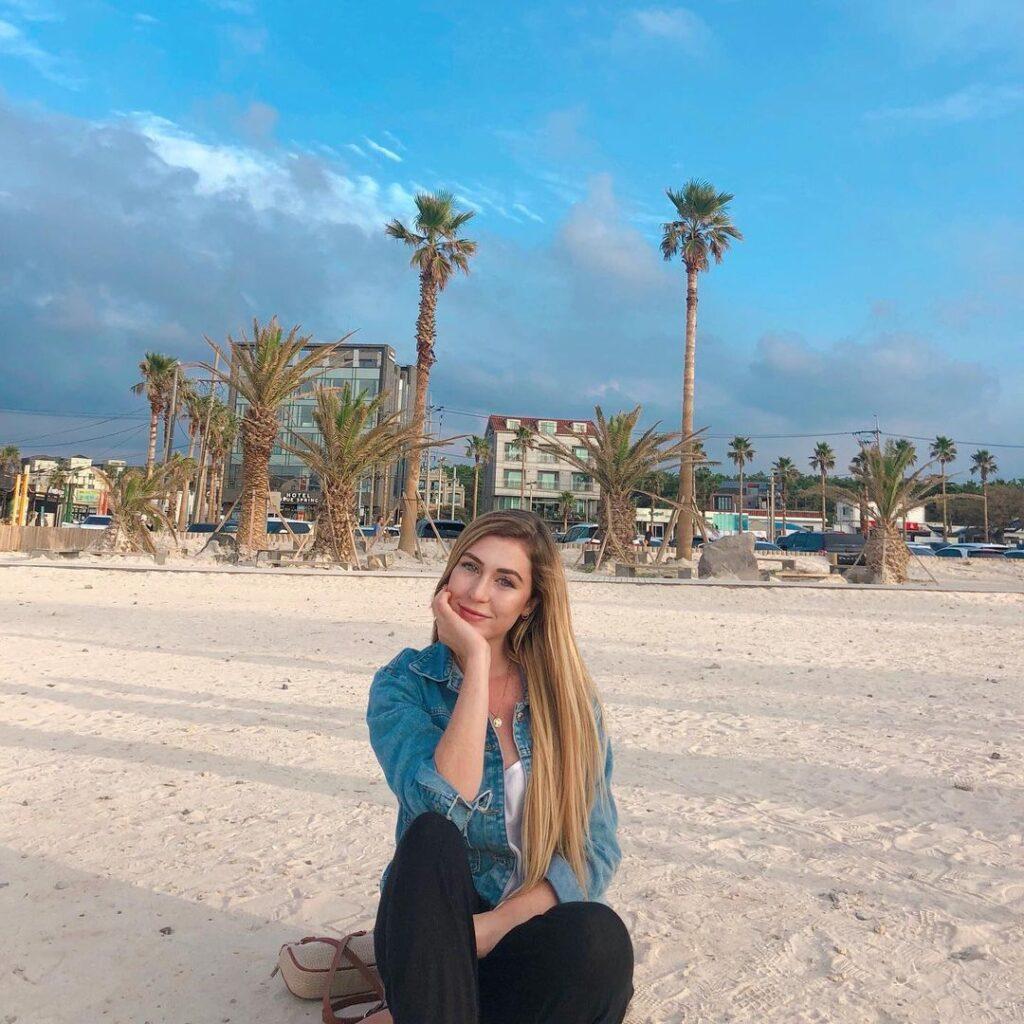 Adrienne Hill (YouTuber)